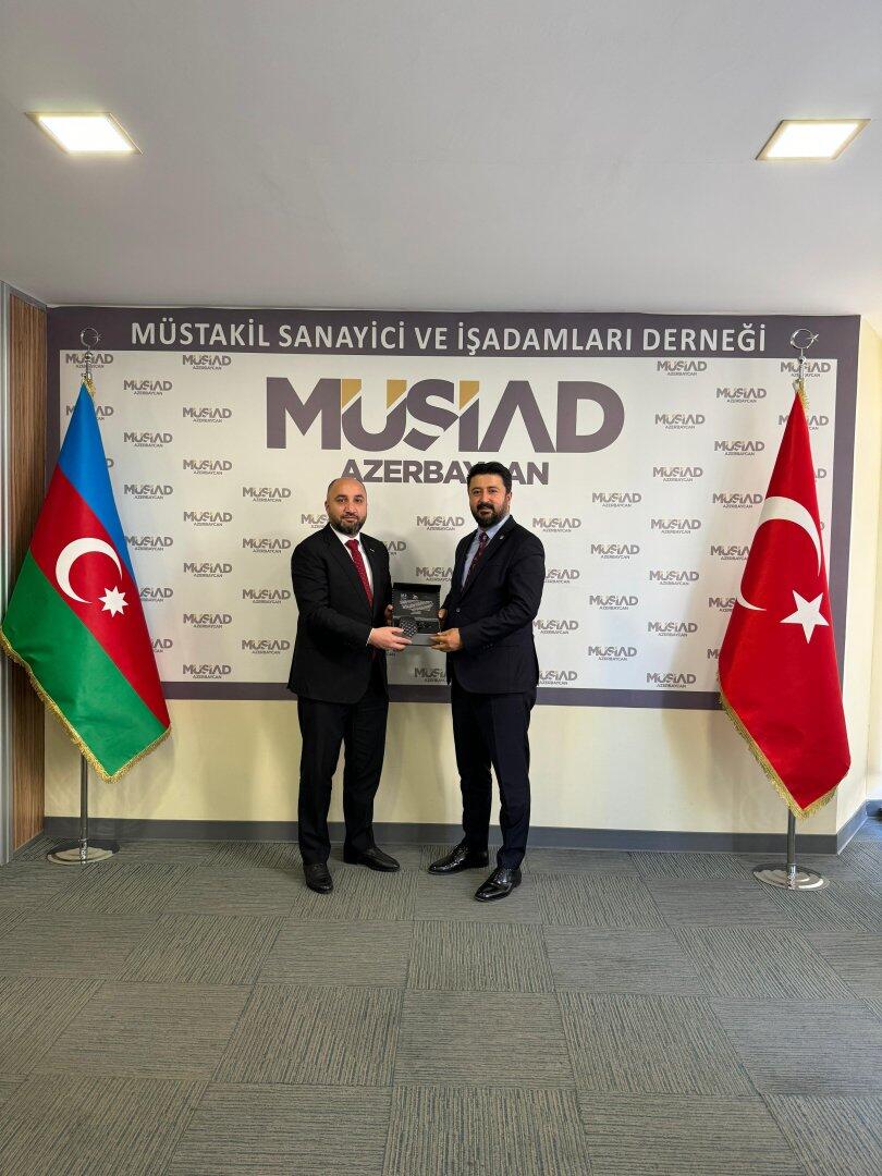 Турецкие депутаты посетили офис "MÜSİAD Азербайджан"