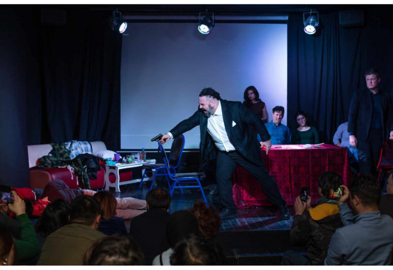 На сцене M.Teatr состоялась премьера спектакля "Ферзь"