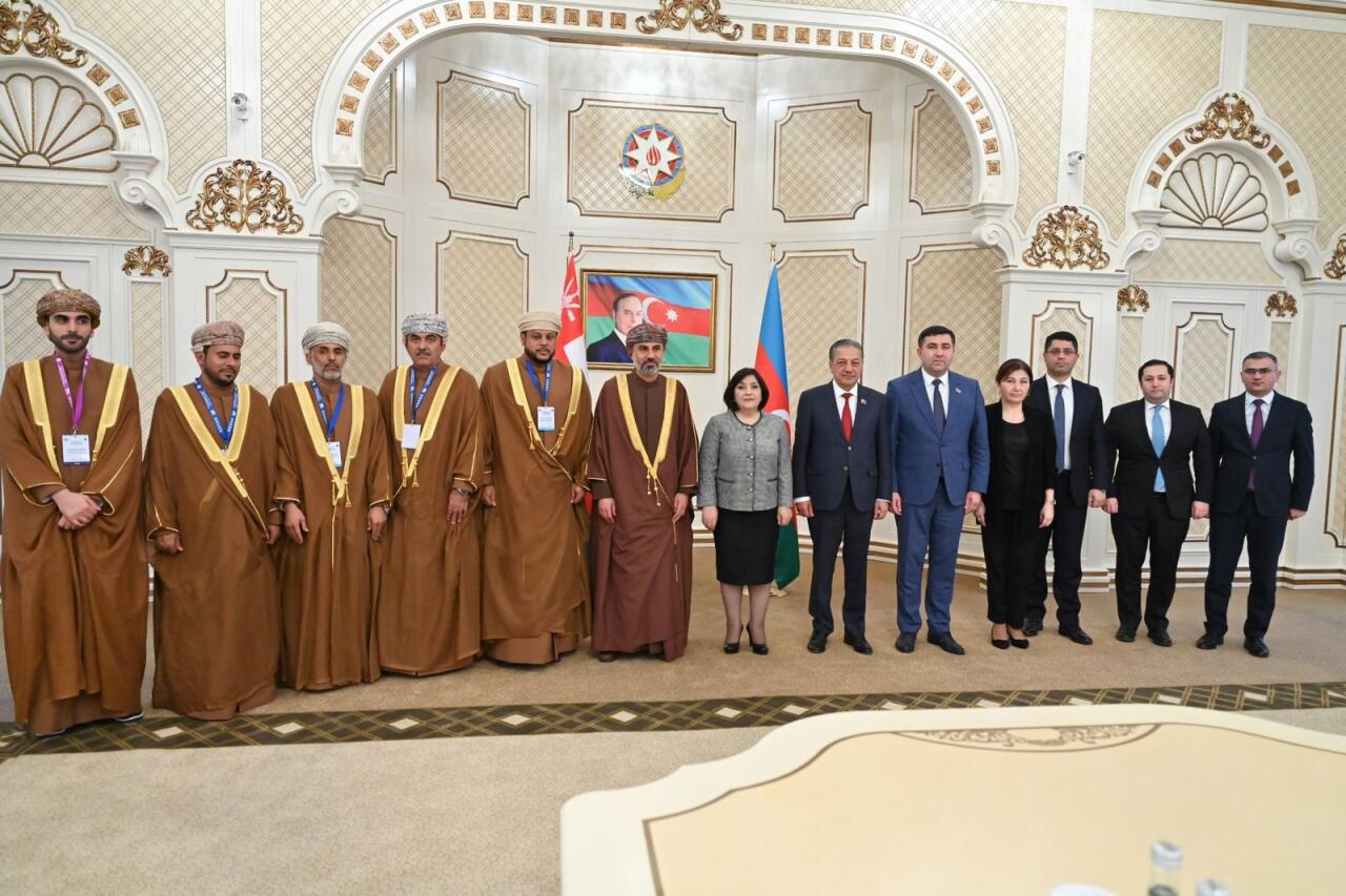 Sahibə Qafarova Oman Sultanlığının Şura Məclisinin sədri ilə görüşüb