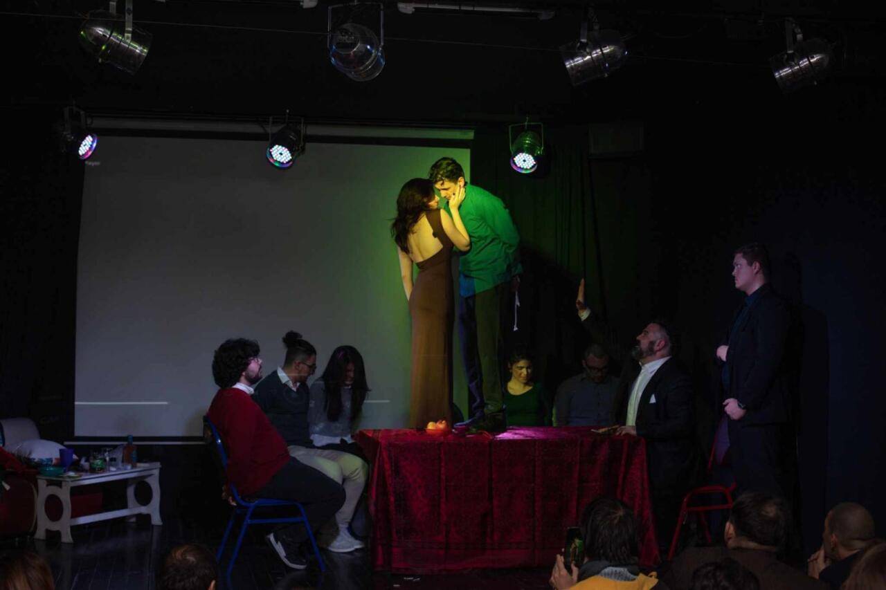 На сцене M.Teatr состоялась премьера спектакля "Ферзь"