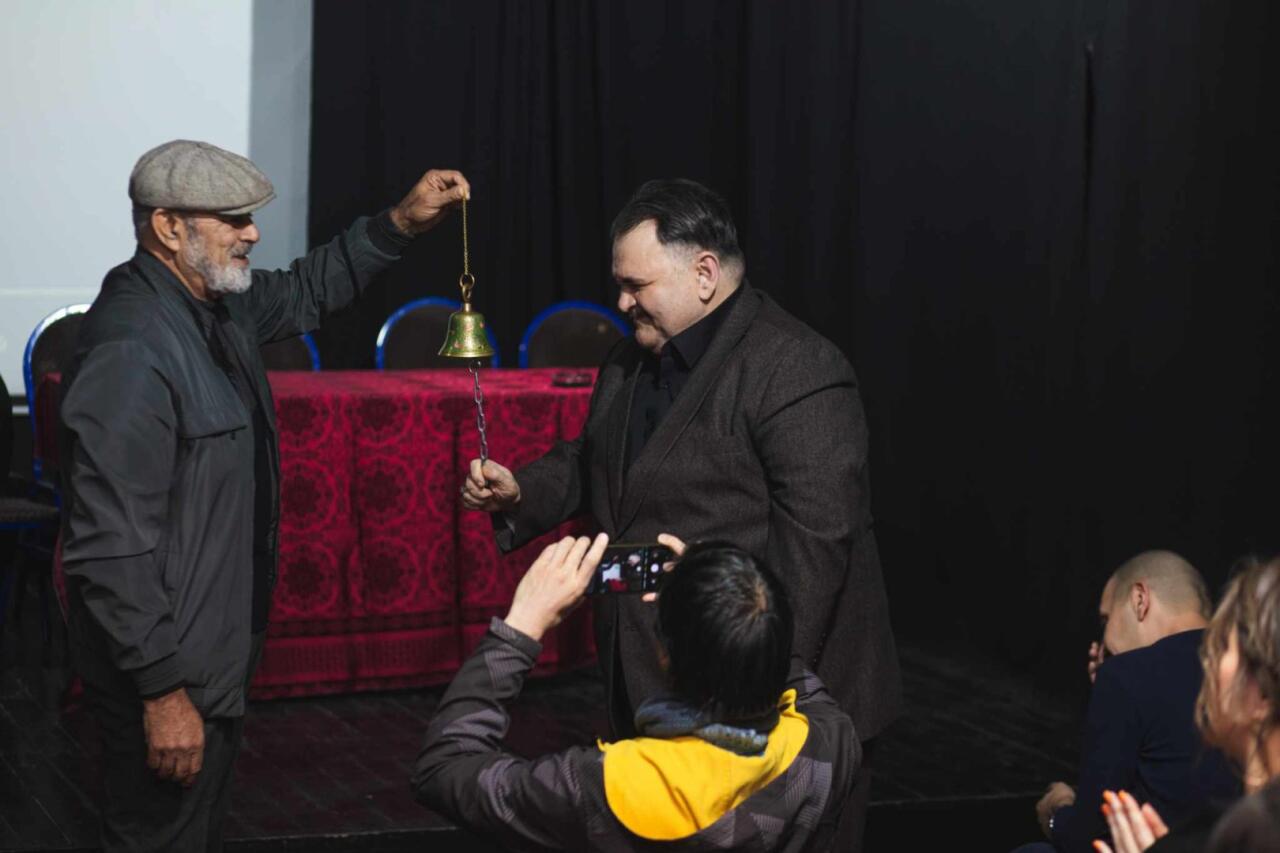 На сцене M.Teatr состоялась премьера спектакля "Ферзь"