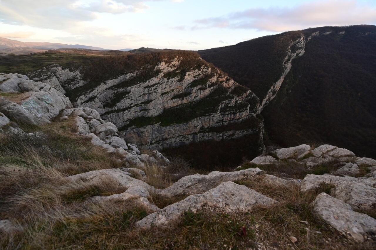 В Ташкенте прошла фотовыставка "В Карабахе снова восходит солнце"