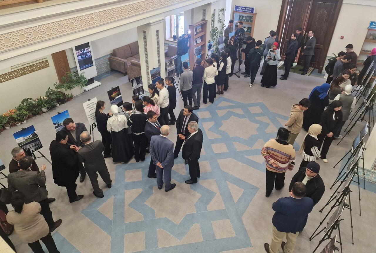 В Ташкенте прошла фотовыставка "В Карабахе снова восходит солнце"