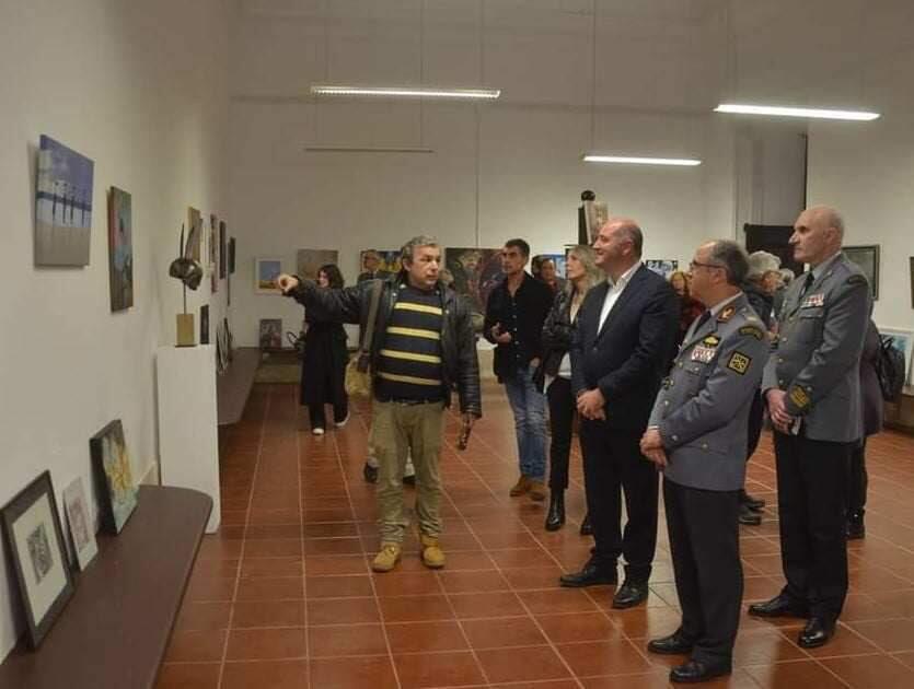 Азербайджанская художница участвует во всемирно известной экспозиции Surrealism Now