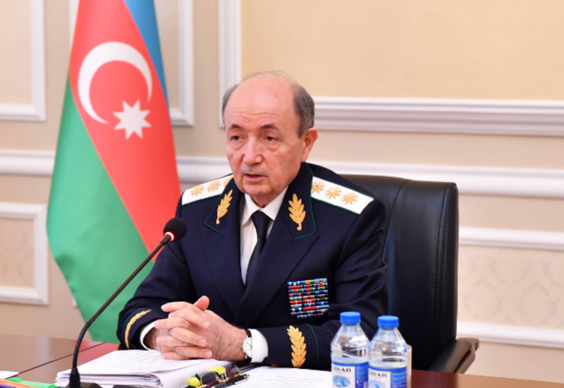 Фикрет Мамедов представлен коллективу Конституционного суда