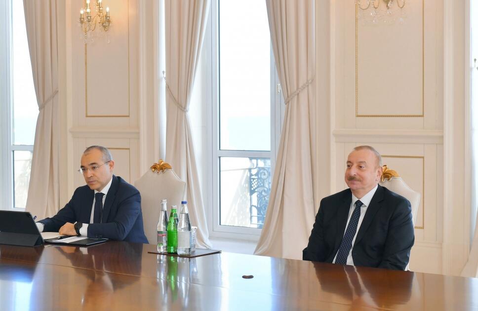 Президент Ильхам Алиев принял делегацию во главе с председателем Восточного комитета германской экономики