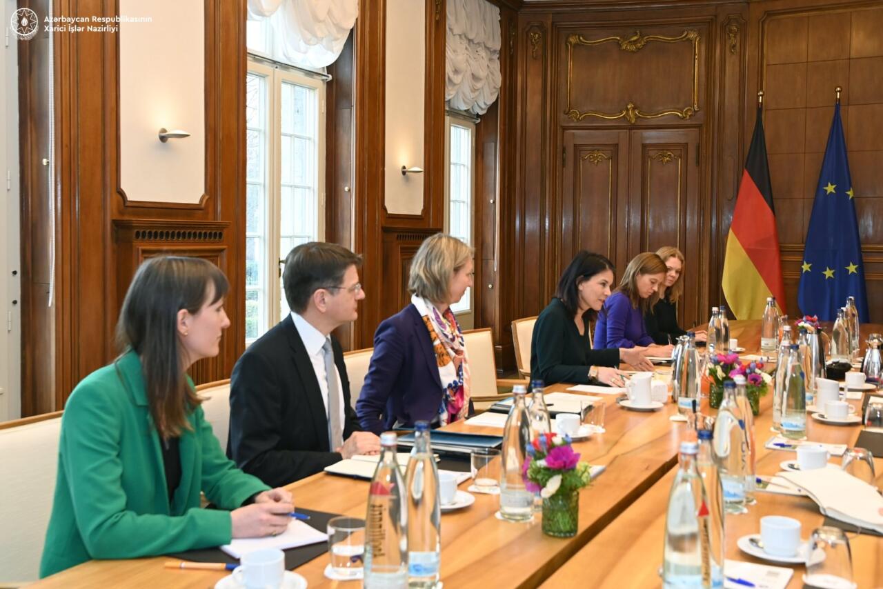 Состоялась встреча глав МИД Германии и Азербайджана