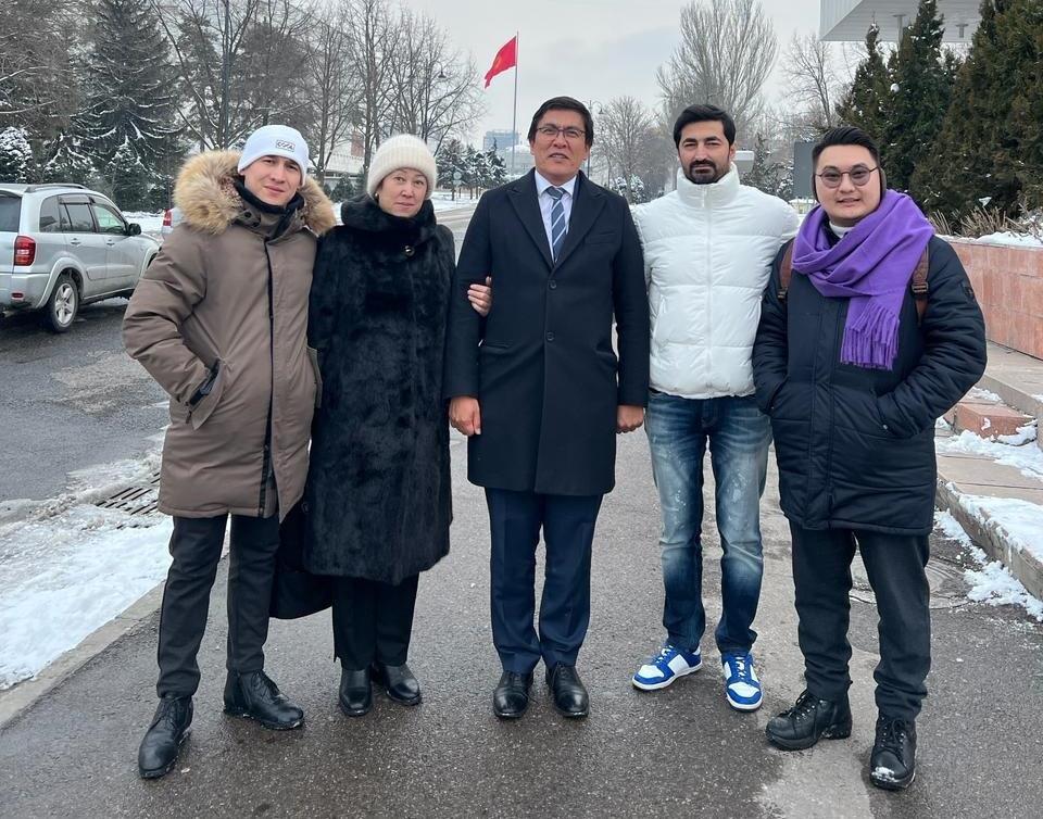 Турал Ахмед сыграл молодого Деде Горгуда в Бишкеке