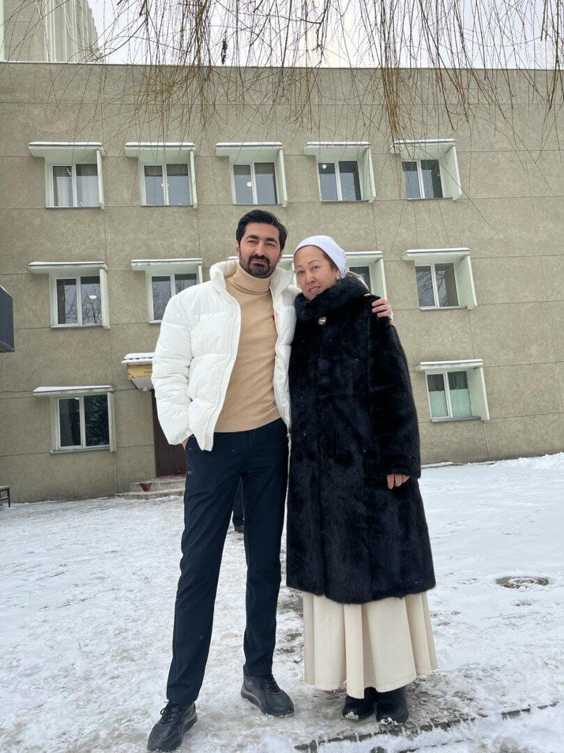 Турал Ахмед сыграл молодого Деде Горгуда в Бишкеке