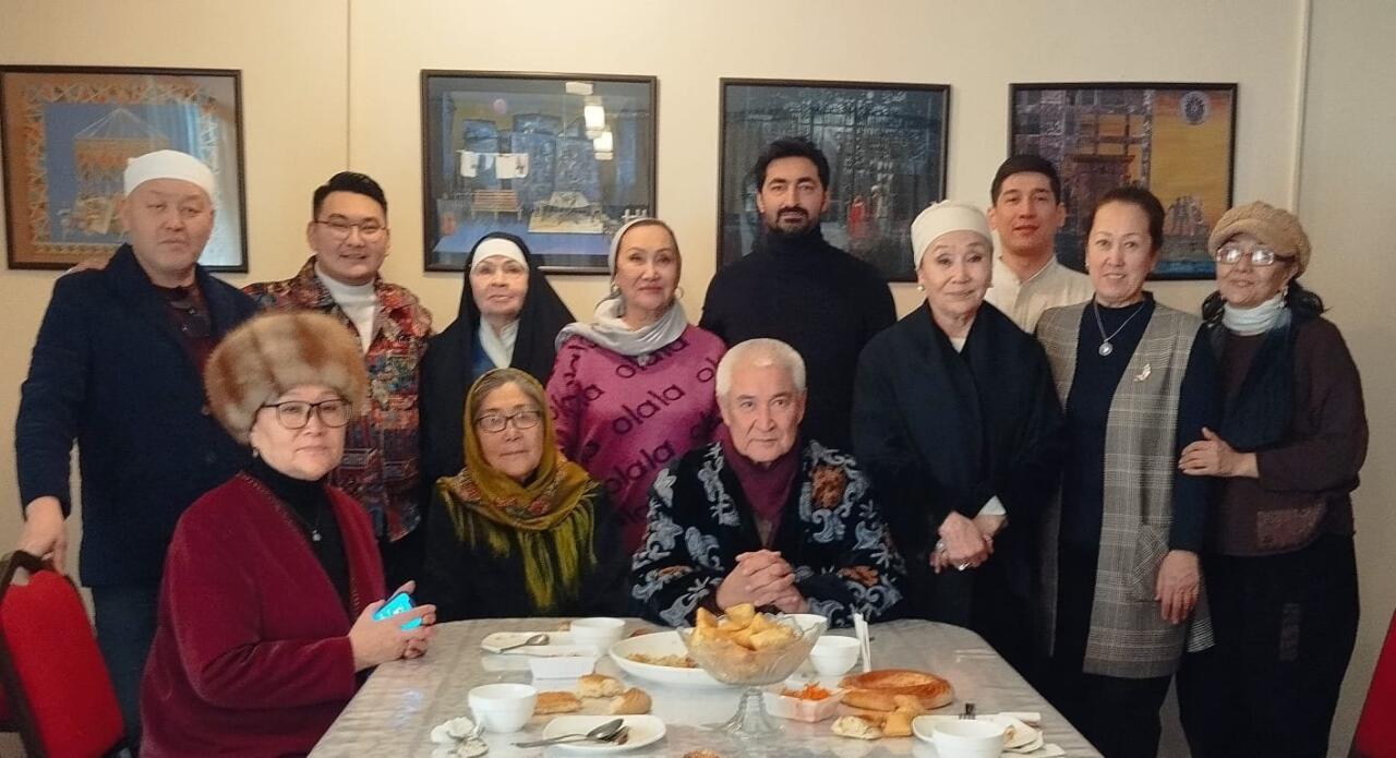 Турал Ахмед сыграл молодого Деде Горгуда в Бишкеке