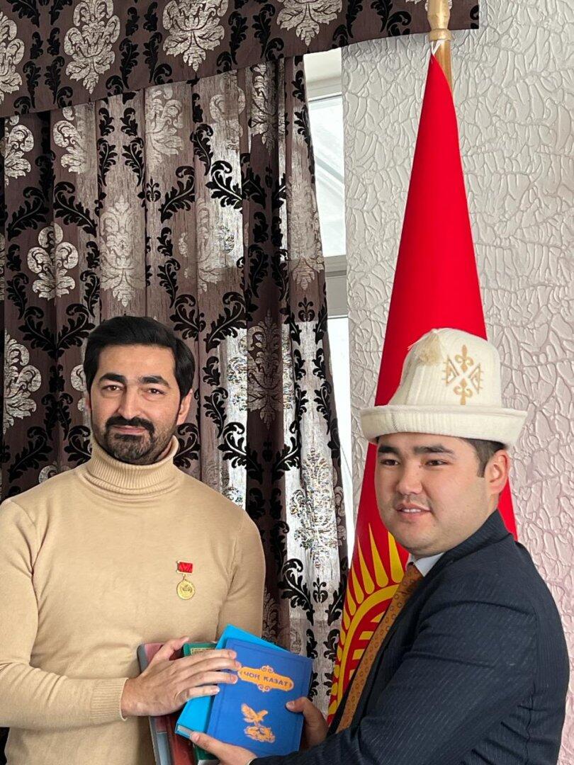 Турал Ахмед сыграл молодого Деде Горгуда в Бишкеке