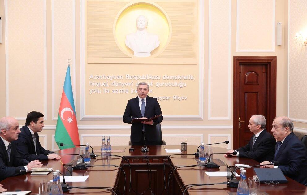 Самир Нуриев представил коллективу нового министра юстиции