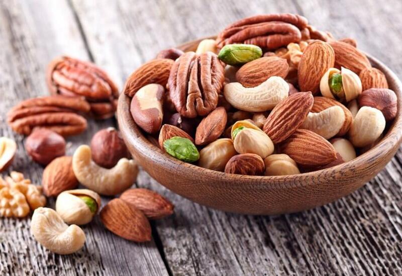 Bir ovucdan artıq yeyilməsi orqanizmə ziyandır