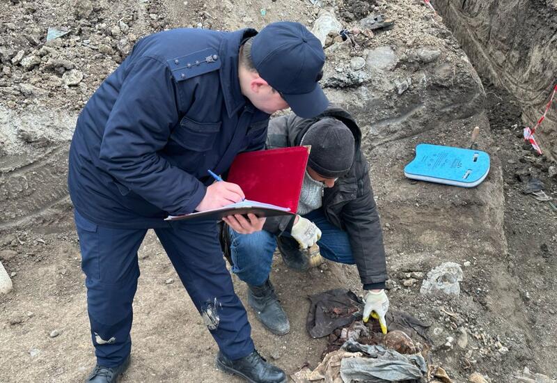 Люди, чьи останки найдены в массовом захоронении в Ходжалы, подверглись бесчеловечному обращению