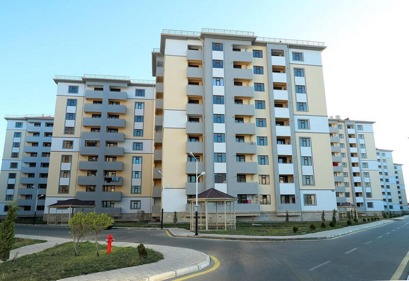 Qarabağa köç edənlərin evləri satışa çıxarıldı