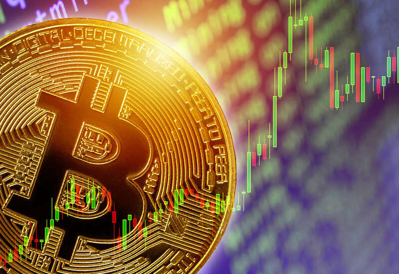 Стоимость биткоина превысила $65 тыс.