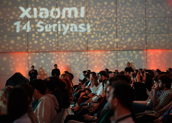В Азербайджане начались продажи нового смартфона Xiaomi 14