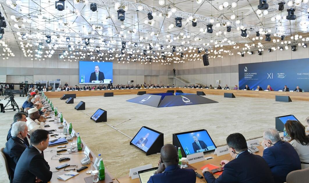 Президент Ильхам Алиев принял участие в XI Глобальном Бакинском форуме на тему "Восстановление раздробленного мира"