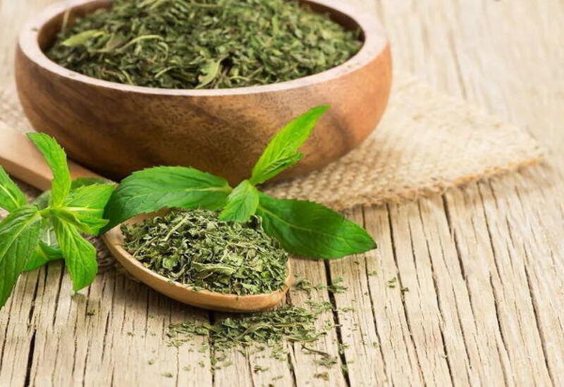 Nanə ilə baş ağrısını dəqiqələr ərzində dayandıran