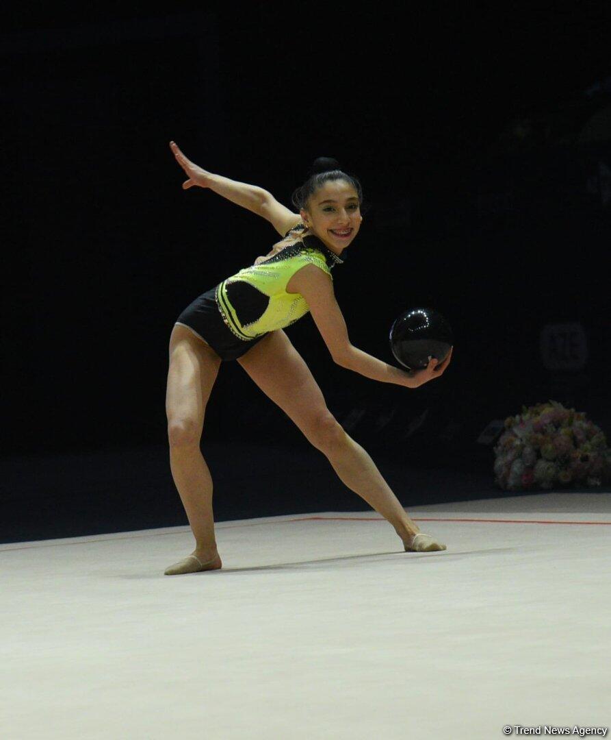 В Баку проходят соревнования 29-го чемпионата Азербайджана по художественной гимнастике