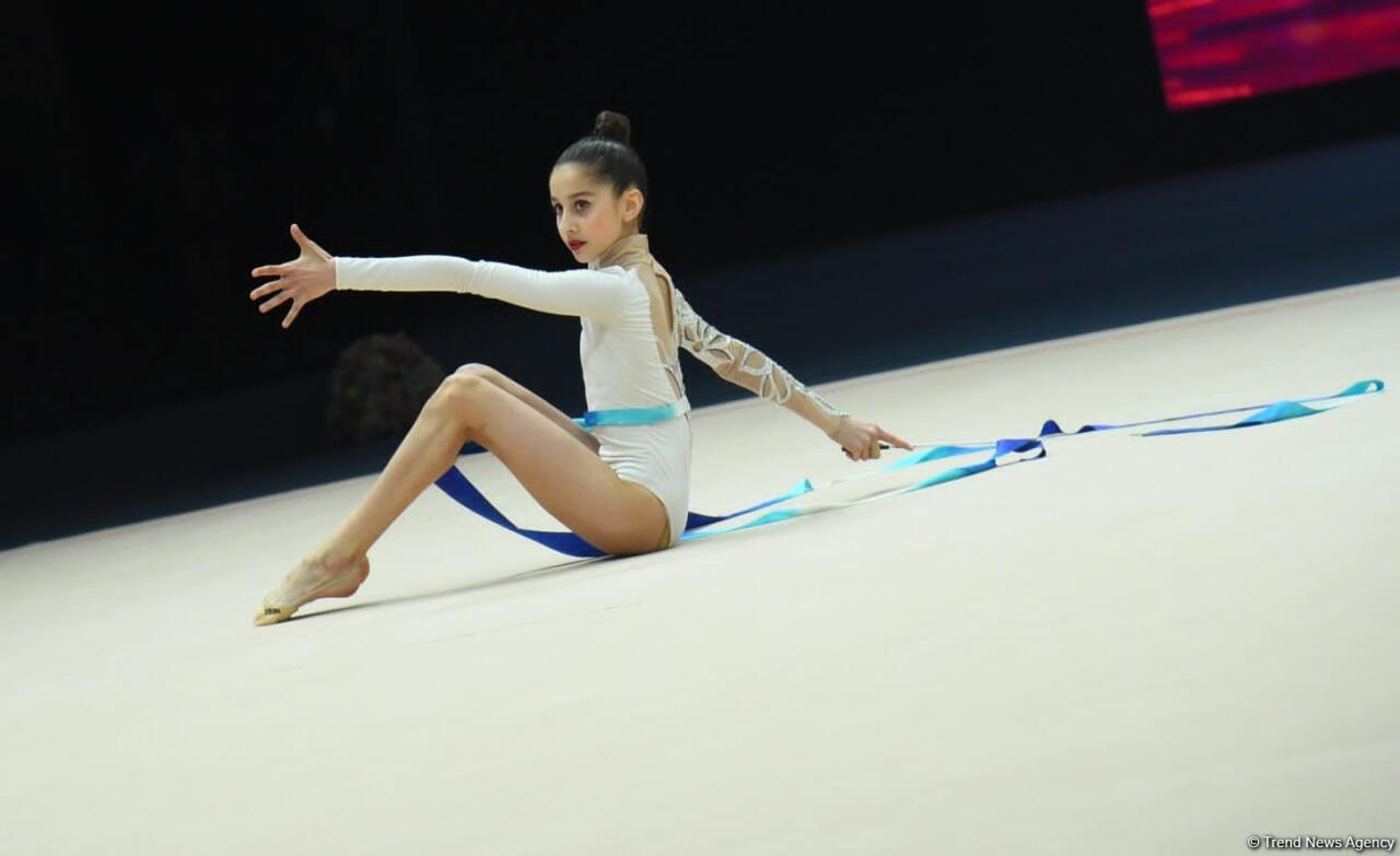 В Баку проходят соревнования 29-го чемпионата Азербайджана по художественной гимнастике