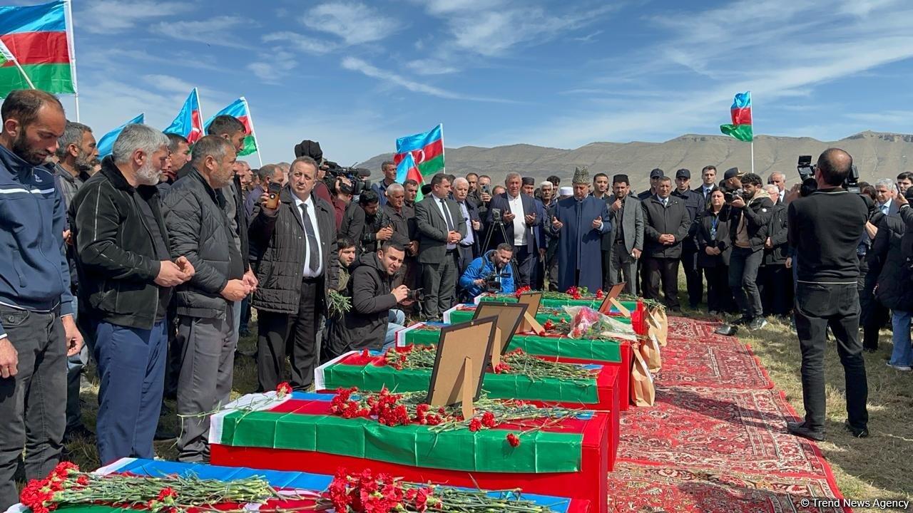 В Ходжалы захоронены останки жертв Ходжалинского геноцида
