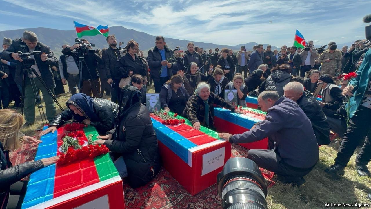 В Ходжалы захоронены останки жертв Ходжалинского геноцида
