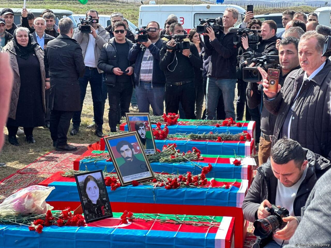 В Ходжалы захоронены останки жертв Ходжалинского геноцида