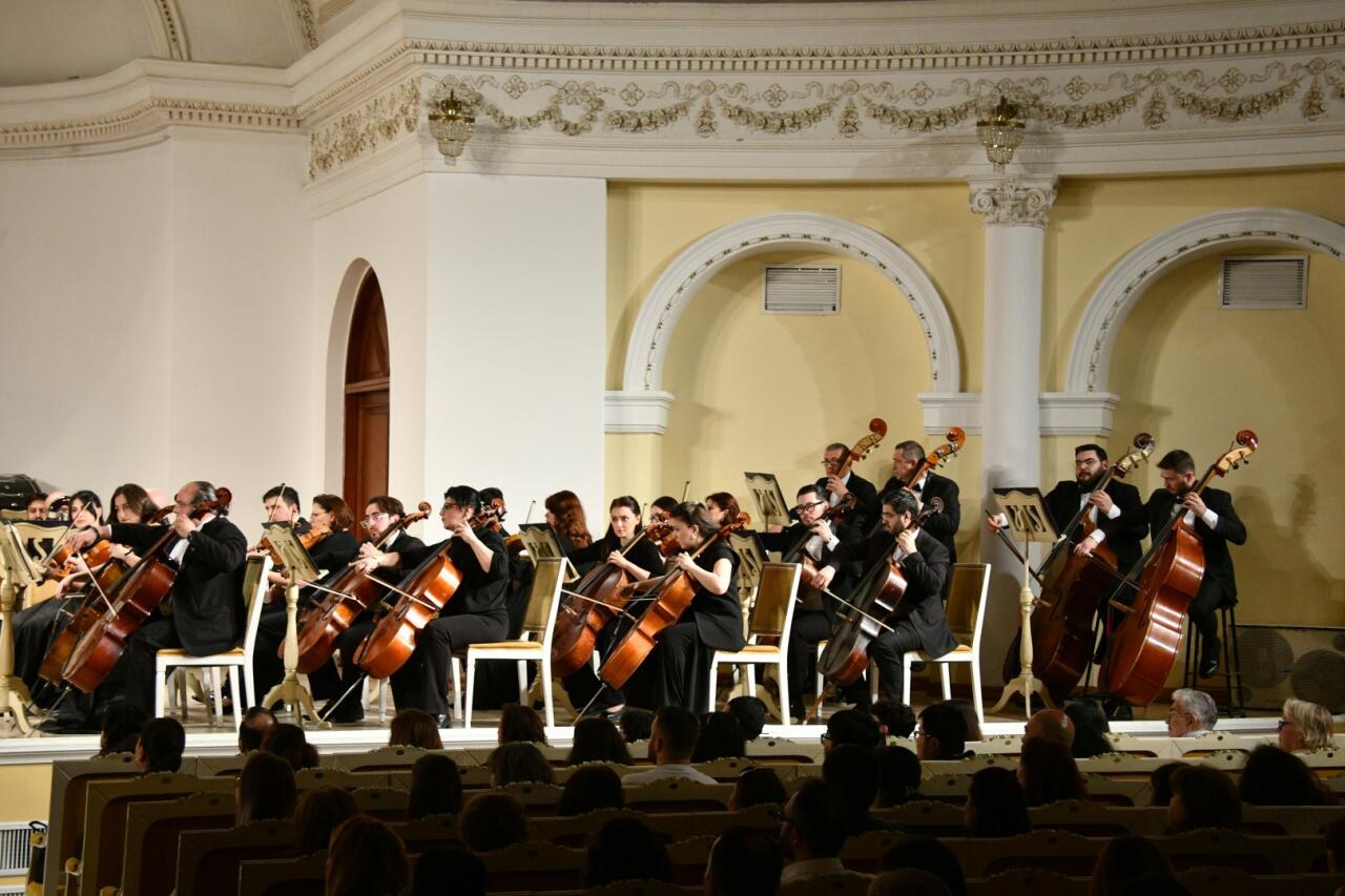 Фантазия Кармен в Баку: концерт Анара Брамо