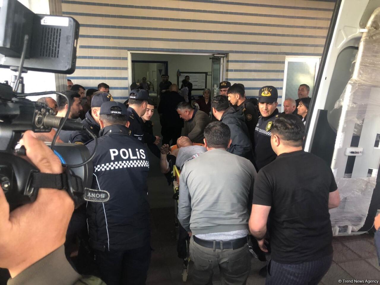Пострадавшие в результате разрыва мины в Агдаме доставлены в Бардинскую центральную районную больницу