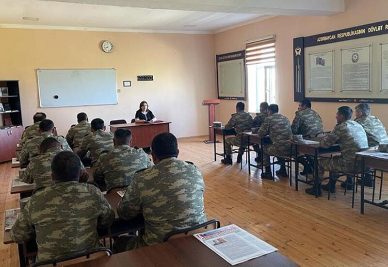 В азербайджанской армии проведены семинары по гендерному равенству