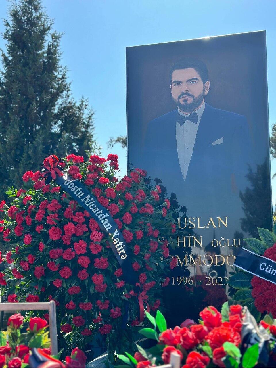 "Nikosayağı"nın qardaşından kövrək paylaşım