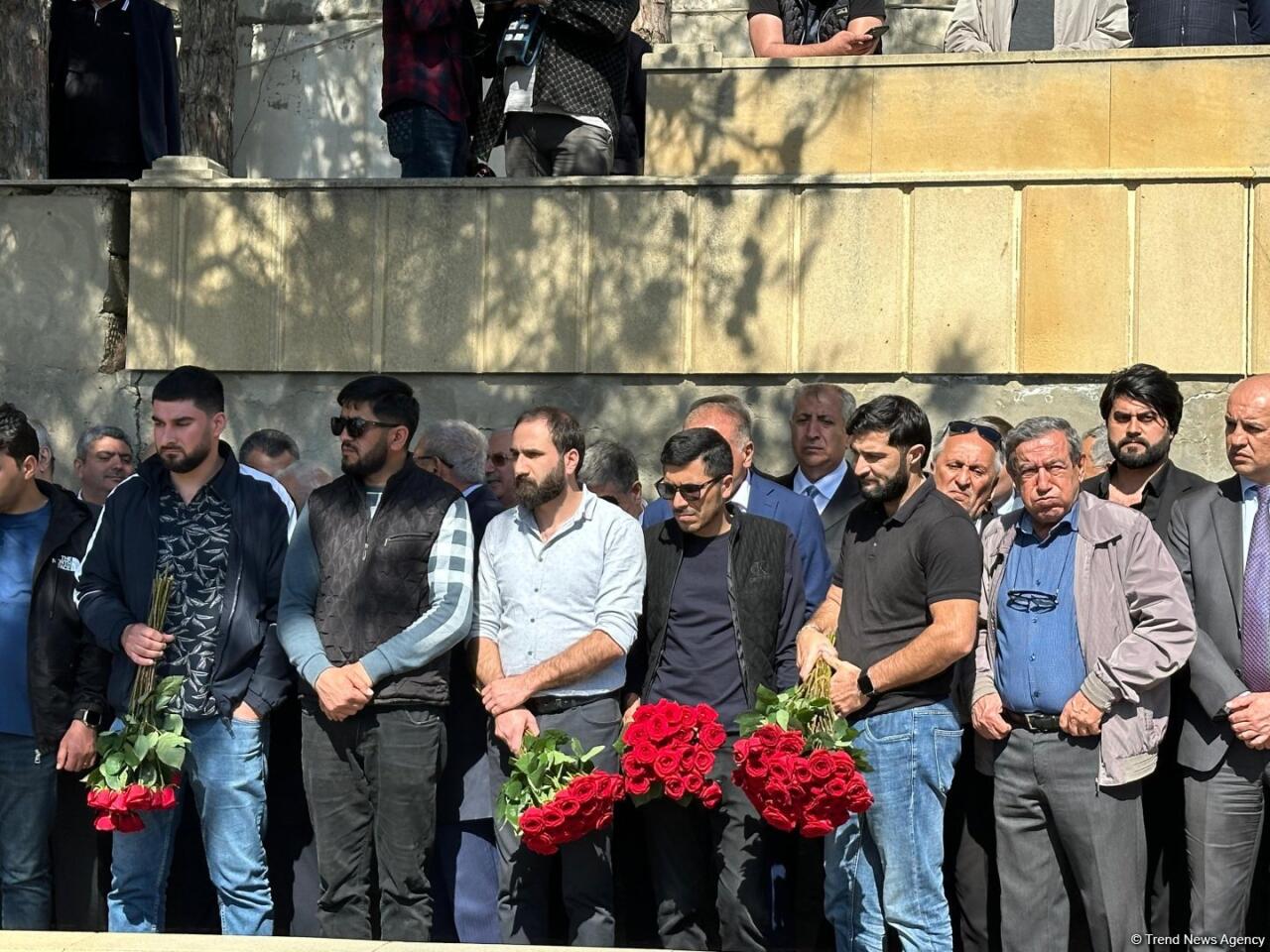 Hadı Rəcəbli dəfn olunub