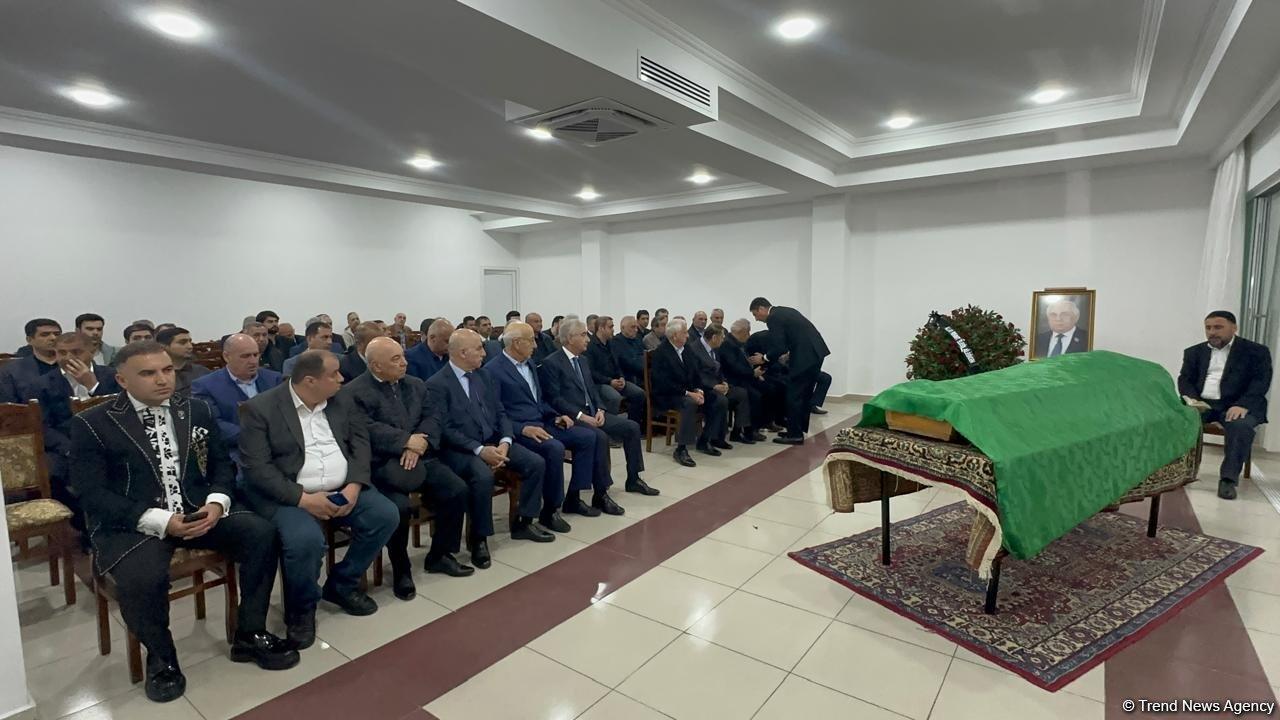 В Баку прошла церемония прощания с Хады Раджабли