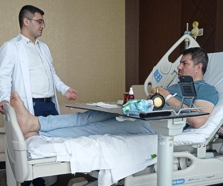 Türkiyəli məşhur iş adamı Azərbaycanda qəzaya düşdü