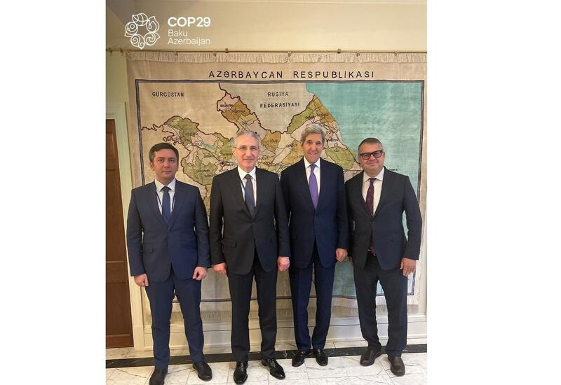 COP29-un prezidenti ABŞ-nin keçmiş dövlət katibi ilə görüşüb