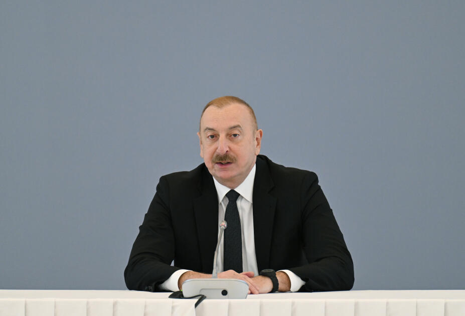 Президент Ильхам Алиев принял участие в международном форуме на тему «СОР29 и Зеленое видение для Азербайджана»