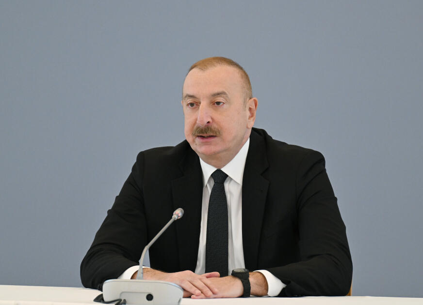 Президент Ильхам Алиев принял участие в международном форуме на тему «СОР29 и Зеленое видение для Азербайджана»