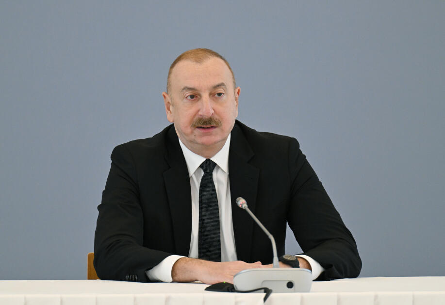 Президент Ильхам Алиев принял участие в международном форуме на тему «СОР29 и Зеленое видение для Азербайджана»
