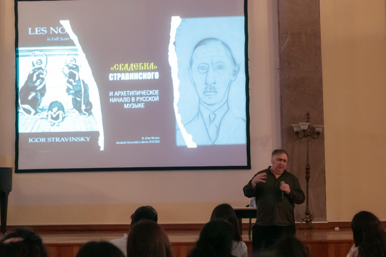 Эльмир Мирзоев рассказал о произведении "Свадебка", представленном Игорем Стравинским на премьере в Париже