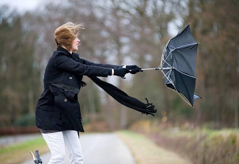 Bəzi ərazilərdə yağış yağıb, şimşək çaxıb