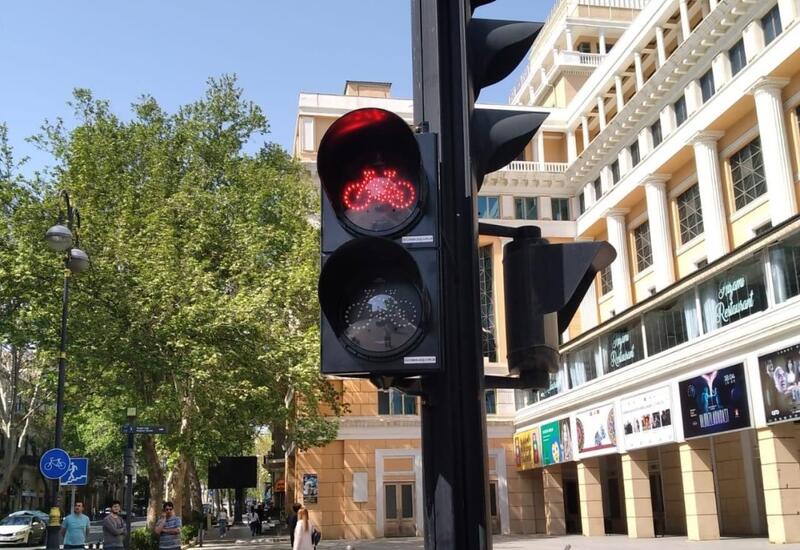 Впервые в Баку устанавливаются велосипедные светофоры