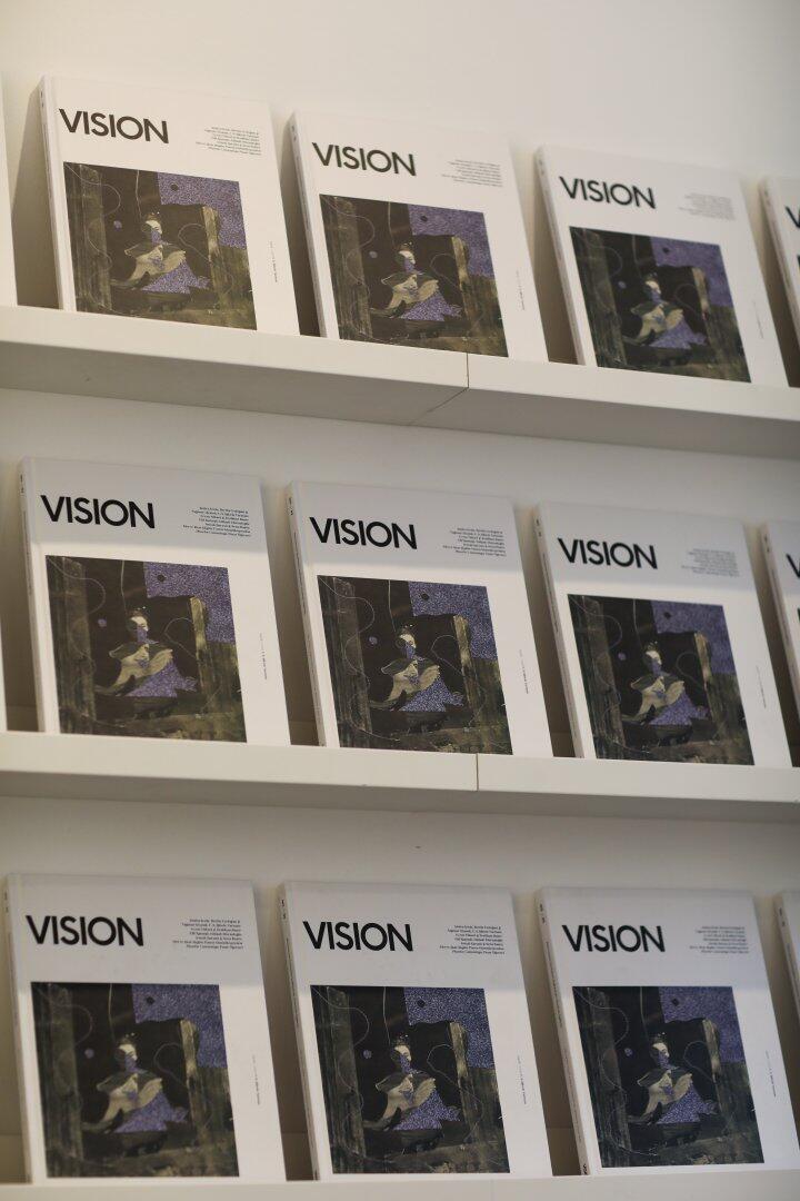 Персональная выставка Аиды Махмудовой "A Dream Unfolds" проходит на VISION ART PLATFORM!