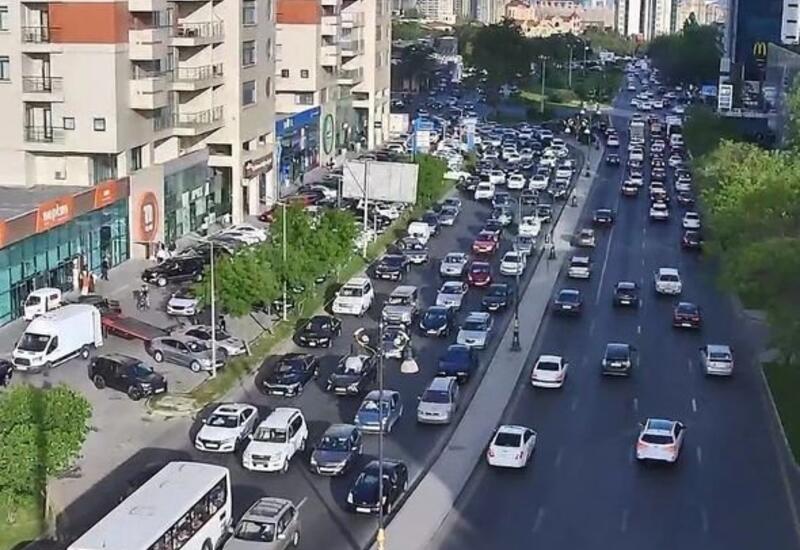 Paytaxtda sıxlıq olan yollar