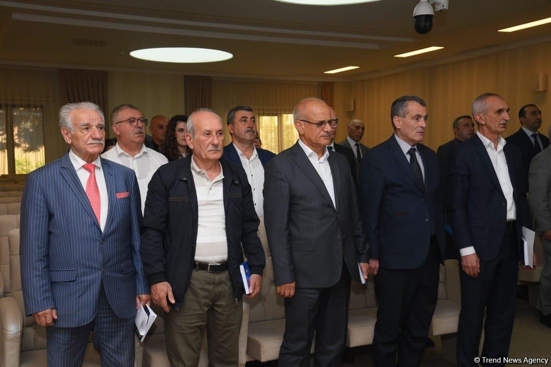 "Seyfulla Qasımov" kitabının təqdimatı keçirilib