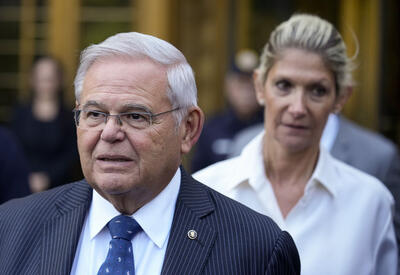 Коррупция, махинации, подкуп - подробности суда над Менендесом и Арсланян