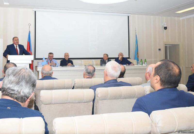 "Seyfulla Qasımov" kitabının təqdimatı keçirilib
