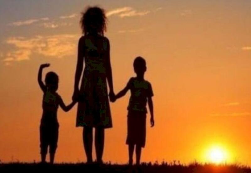 Sumqayıtda ana iki azyaşlı övladı ilə itkin düşüb