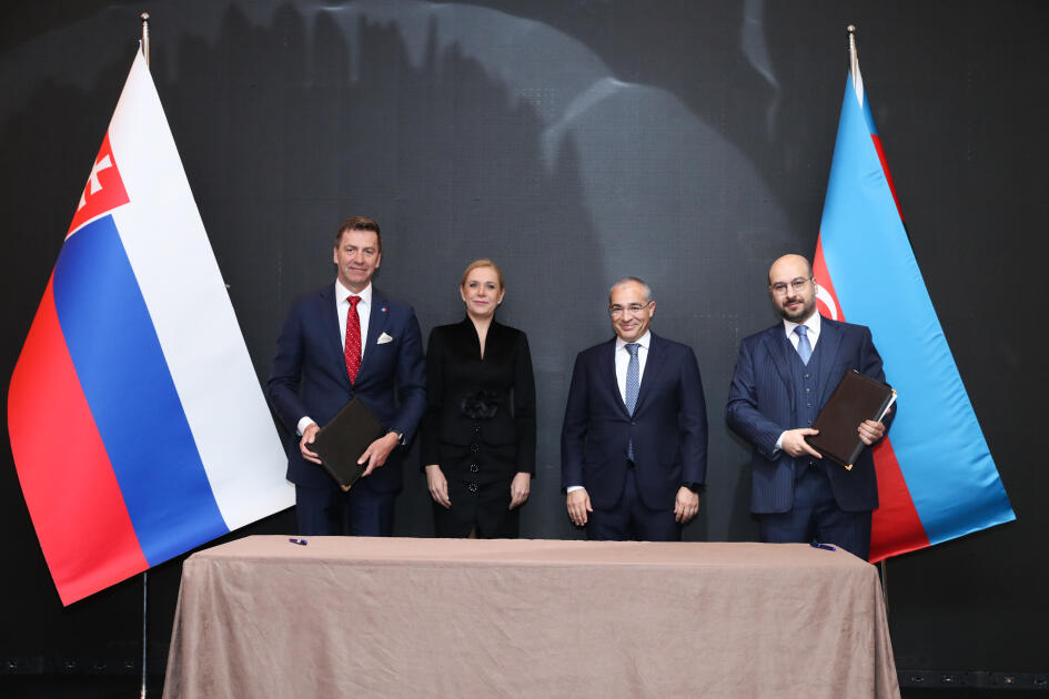 Azərbaycan ilə Slovakiya arasında sənədlər imzalanıb