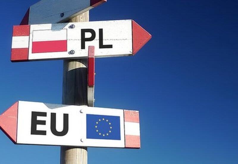 В Польше заявили о намерении голосовать против миграционного пакта ЕС